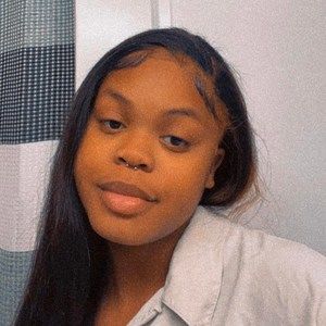 Meet your Posher, Tori